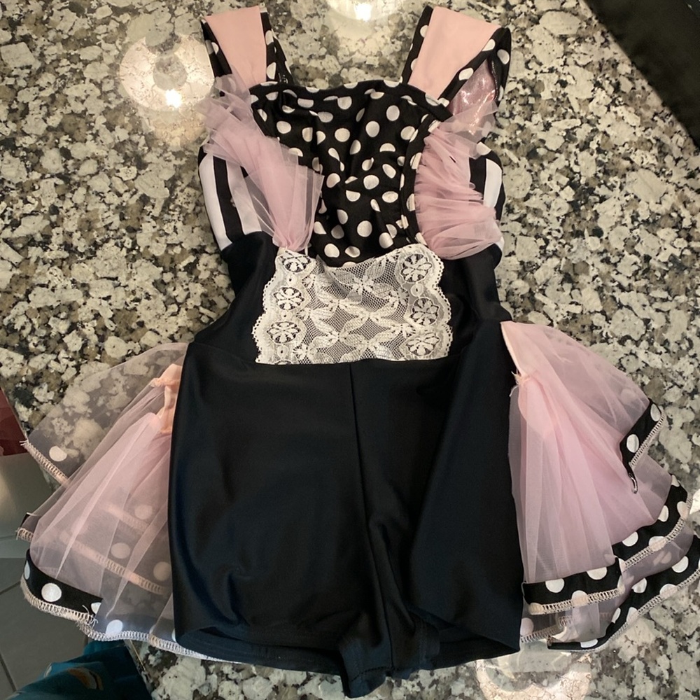 Dance Costumes - Picture 3 of 7